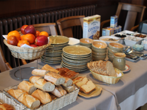 Prenez un petit-déjeuner buffet à Cancale